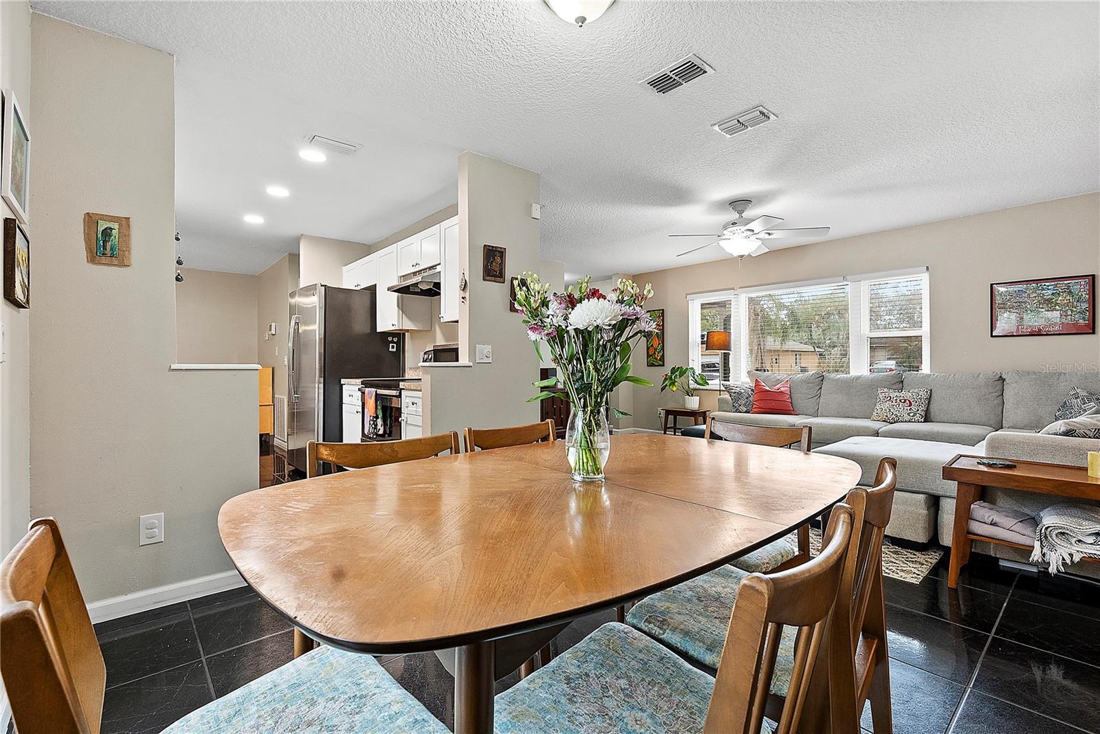 Image 10 of 32 For 614 Grovewood Avenue