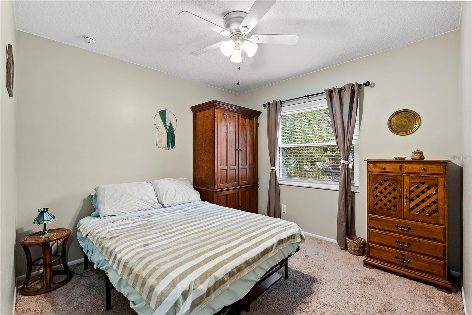 Image 21 of 32 For 614 Grovewood Avenue