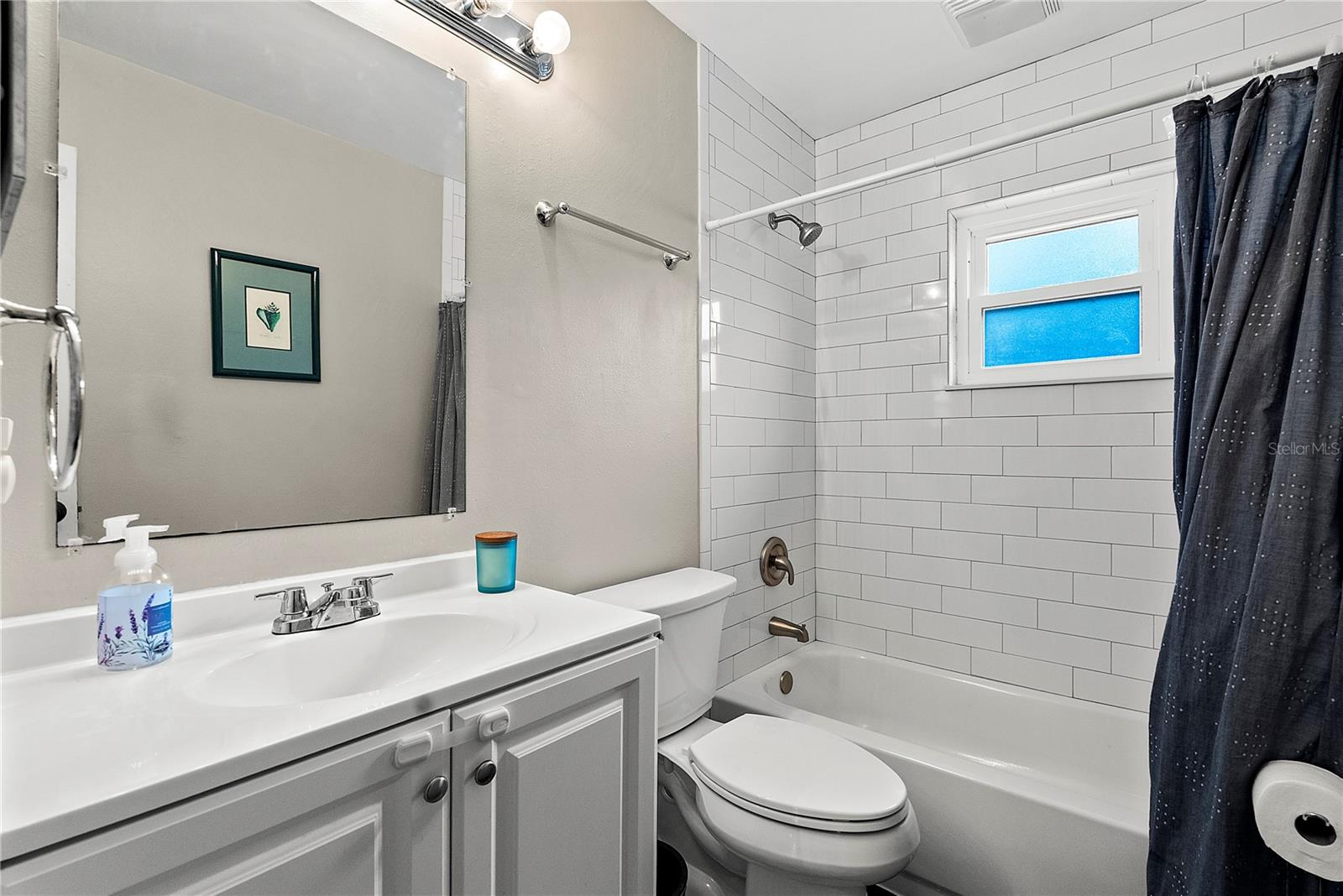 Image 25 of 32 For 614 Grovewood Avenue