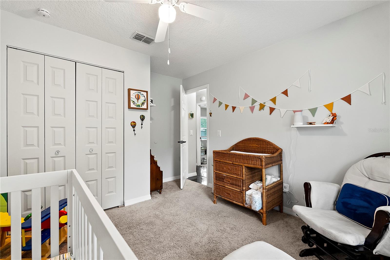 Image 27 of 32 For 614 Grovewood Avenue