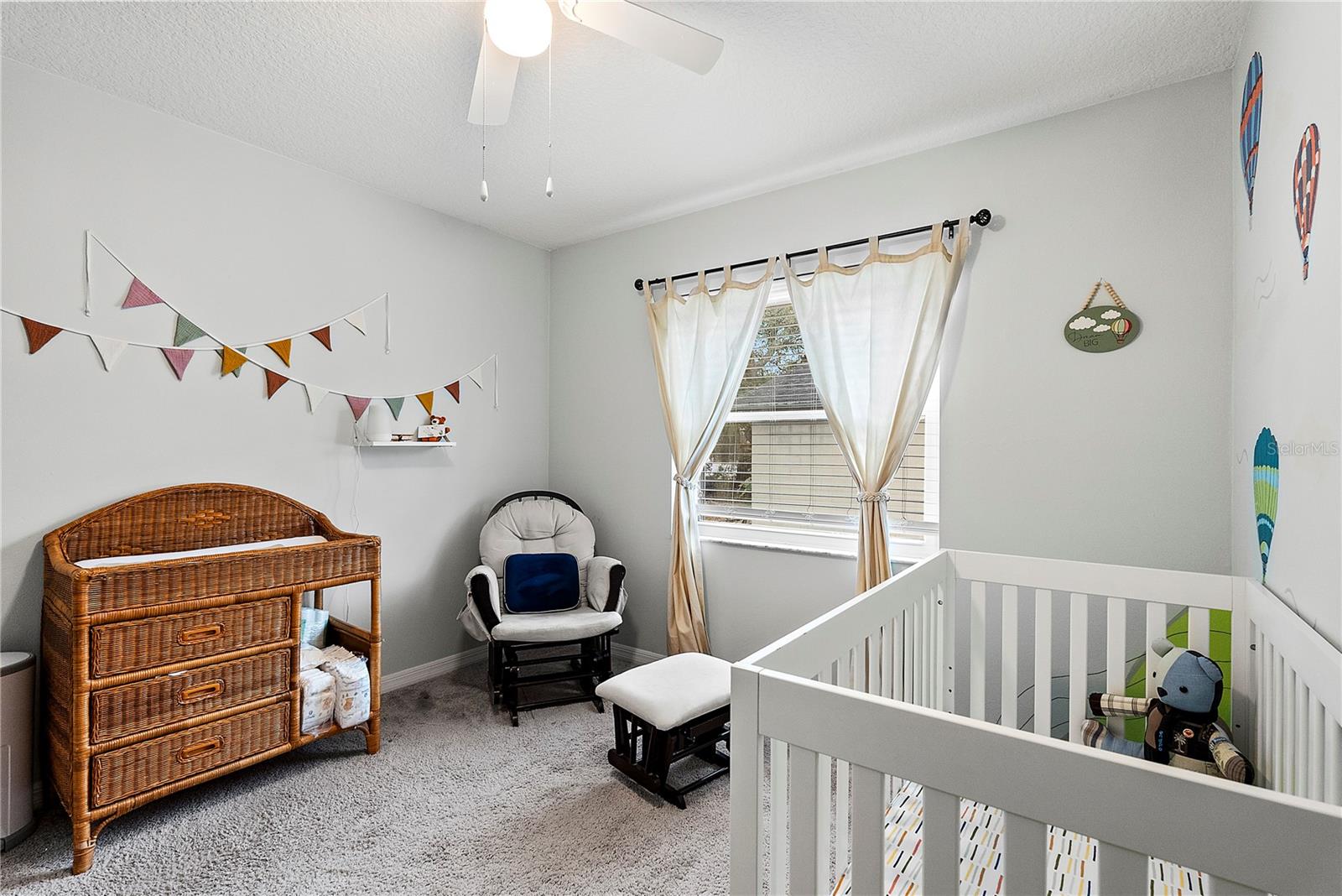 Image 28 of 32 For 614 Grovewood Avenue