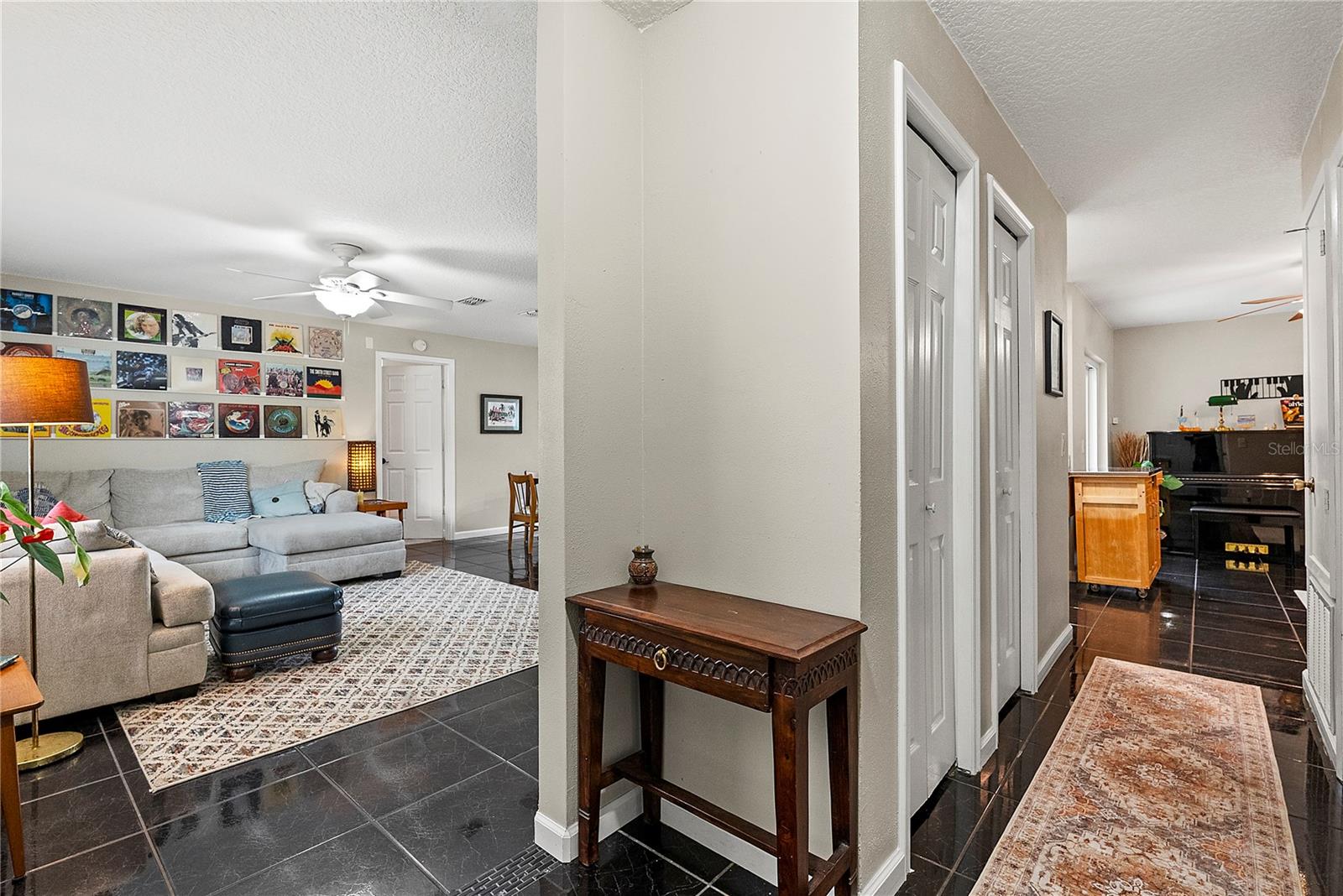 Image 8 of 32 For 614 Grovewood Avenue