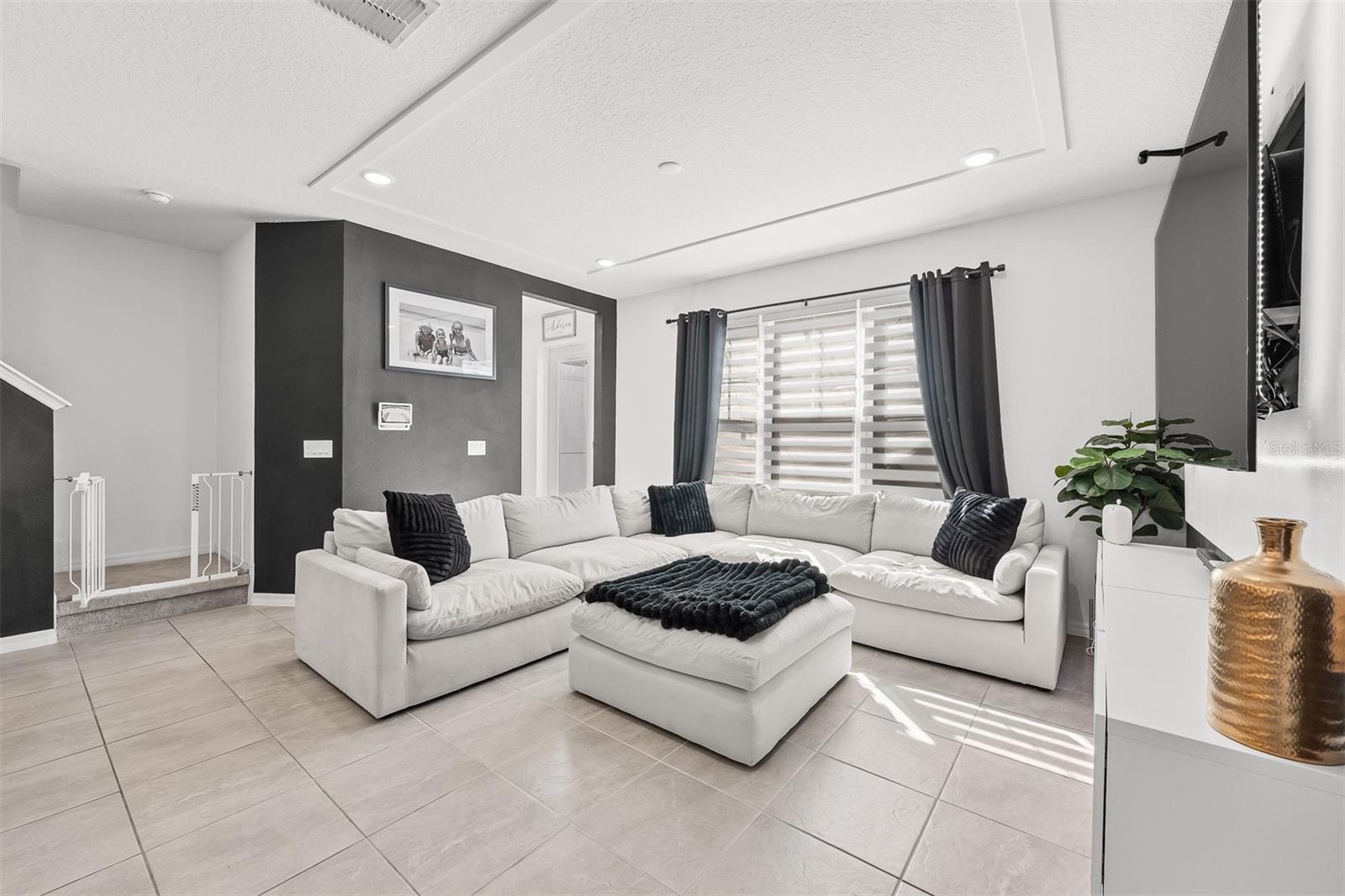 Image 7 of 45 For 6982 Twilight Bay Drive