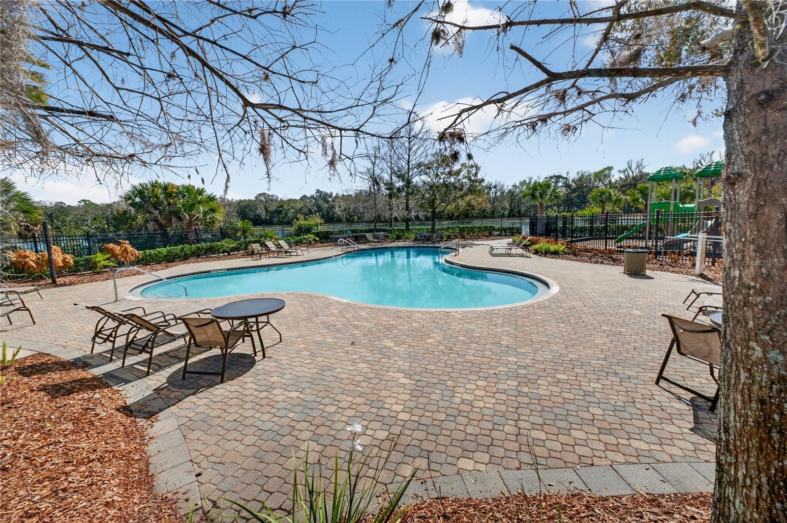 Image 12 of 35 For 539 Lake Eagle Lane