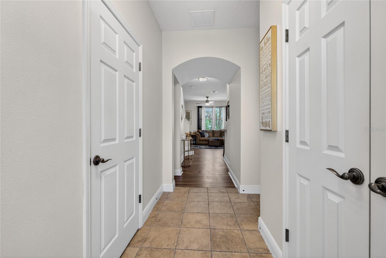 Image 14 of 35 For 539 Lake Eagle Lane