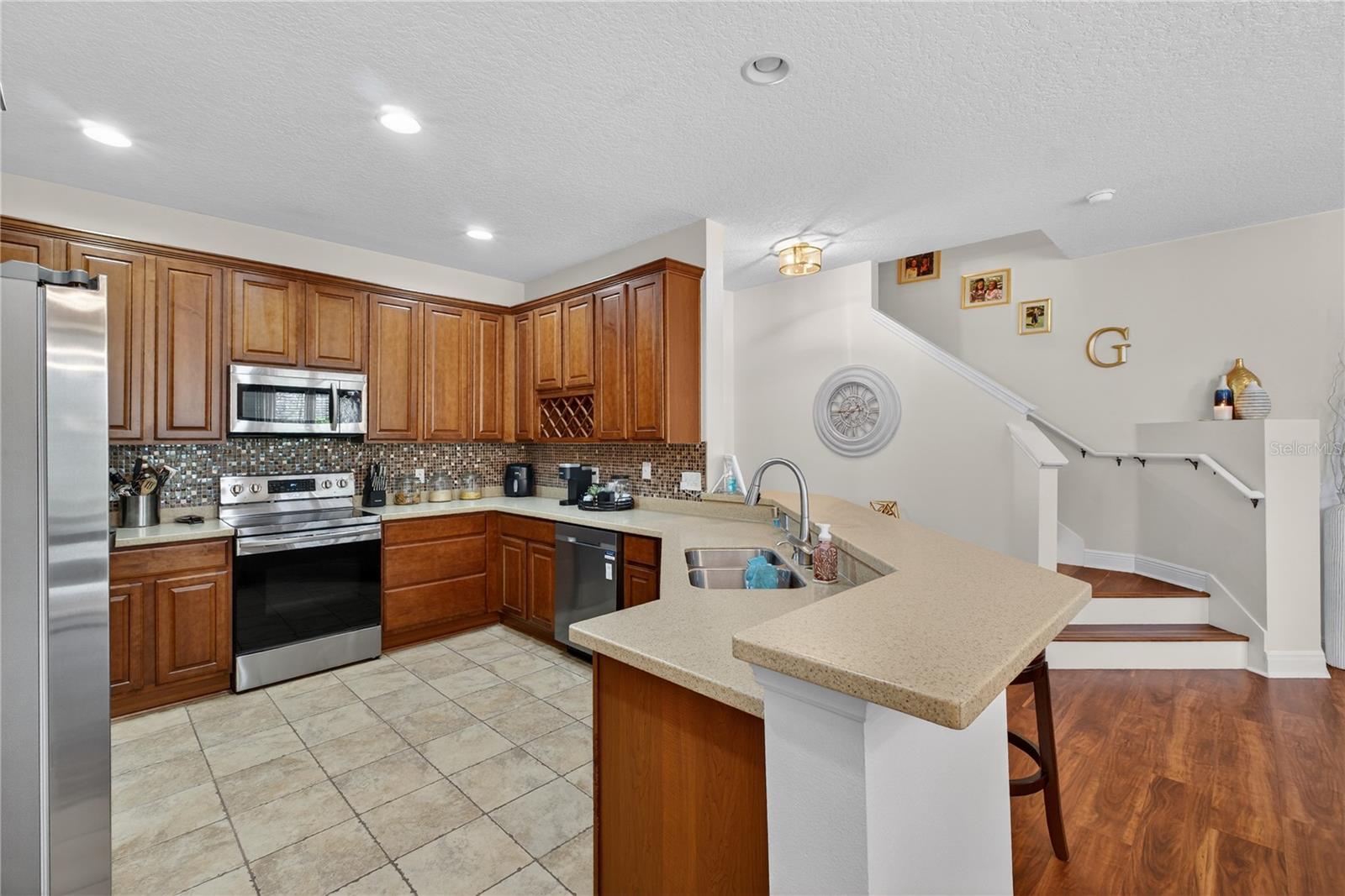 Image 20 of 35 For 539 Lake Eagle Lane