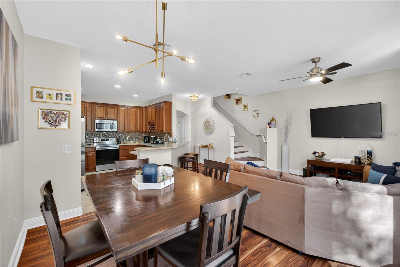 Image 24 of 35 For 539 Lake Eagle Lane