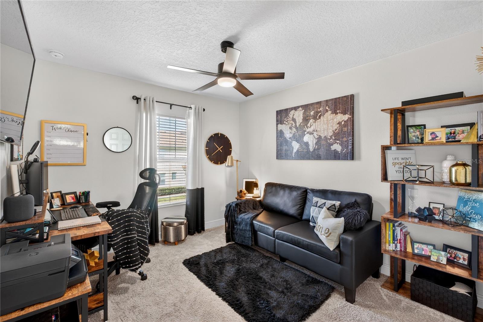 Image 27 of 35 For 539 Lake Eagle Lane