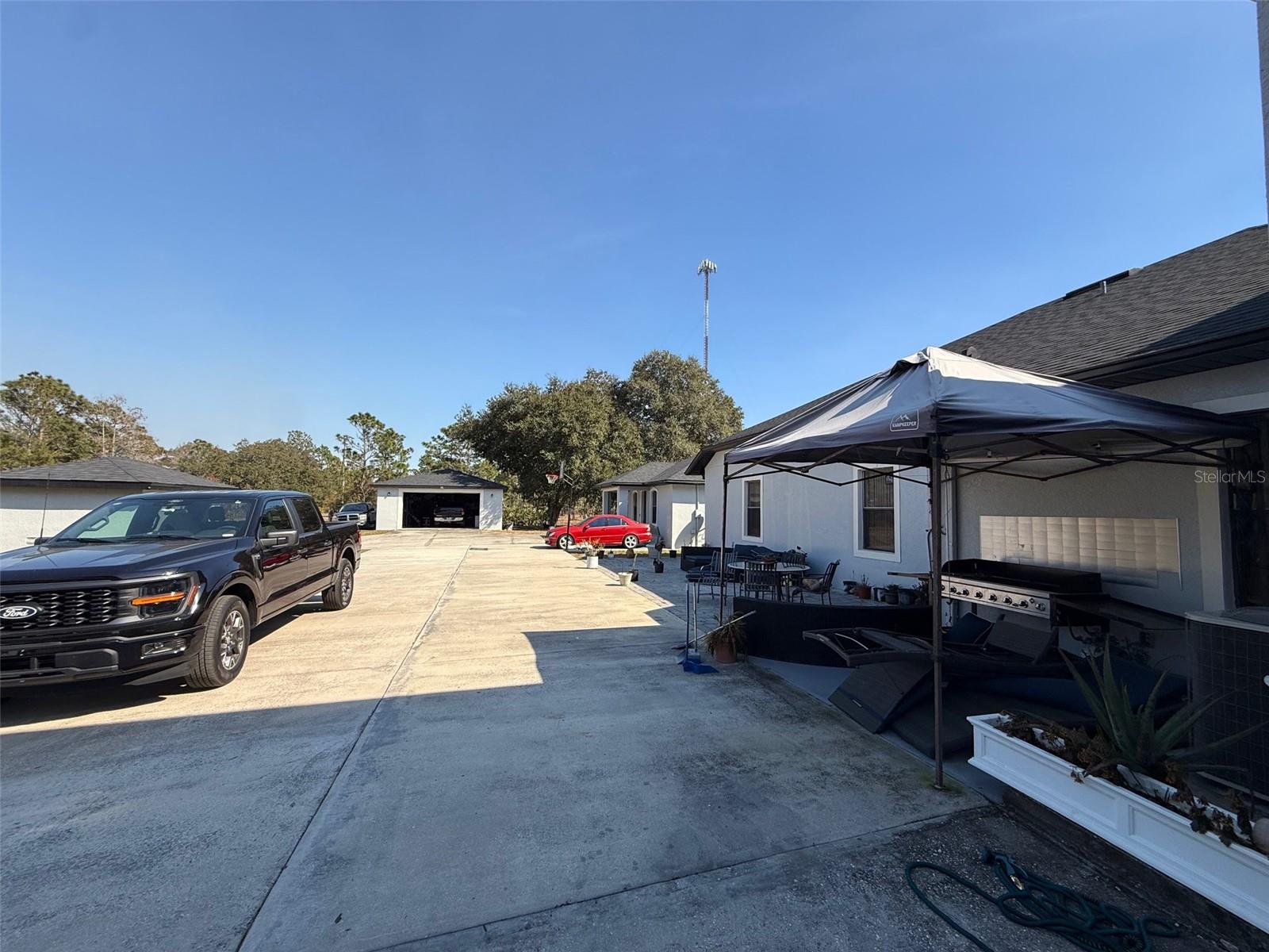 Image 5 of 9 For 2843 Dallas Boulevard