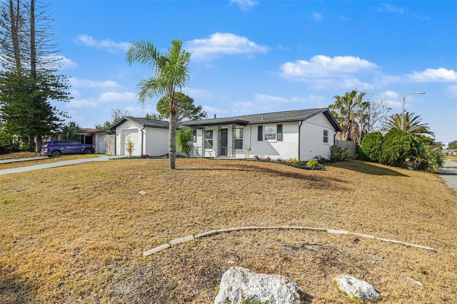 Image 2 of 16 For 11241 Yewtree Avenue