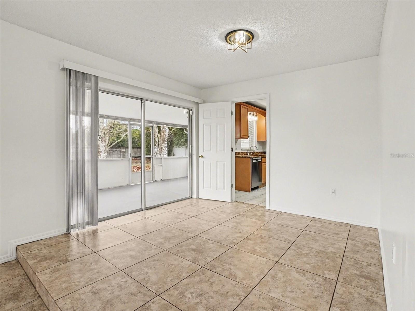 Image 6 of 23 For 6135 Hardrock Circle