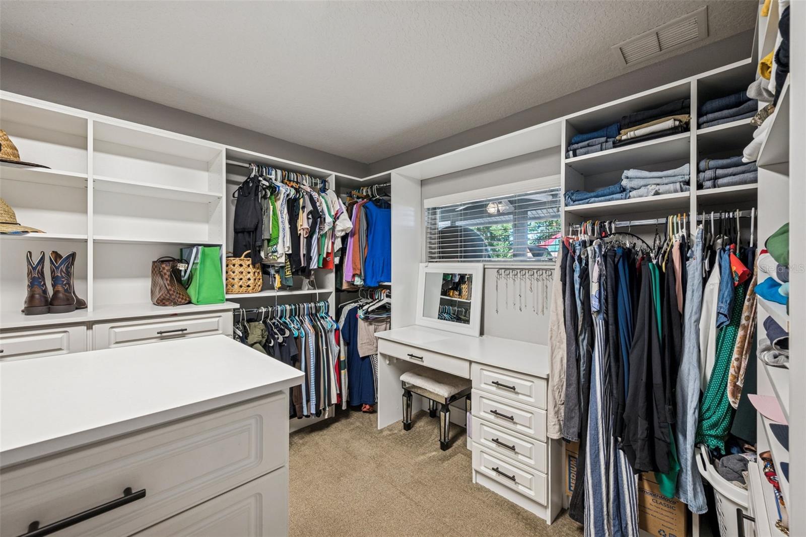 Image 18 of 32 For 8937 Easterling Drive