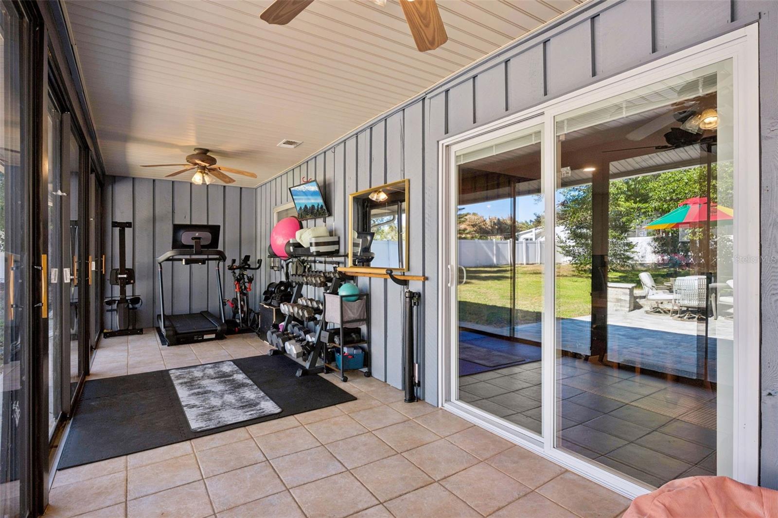 Image 22 of 32 For 8937 Easterling Drive