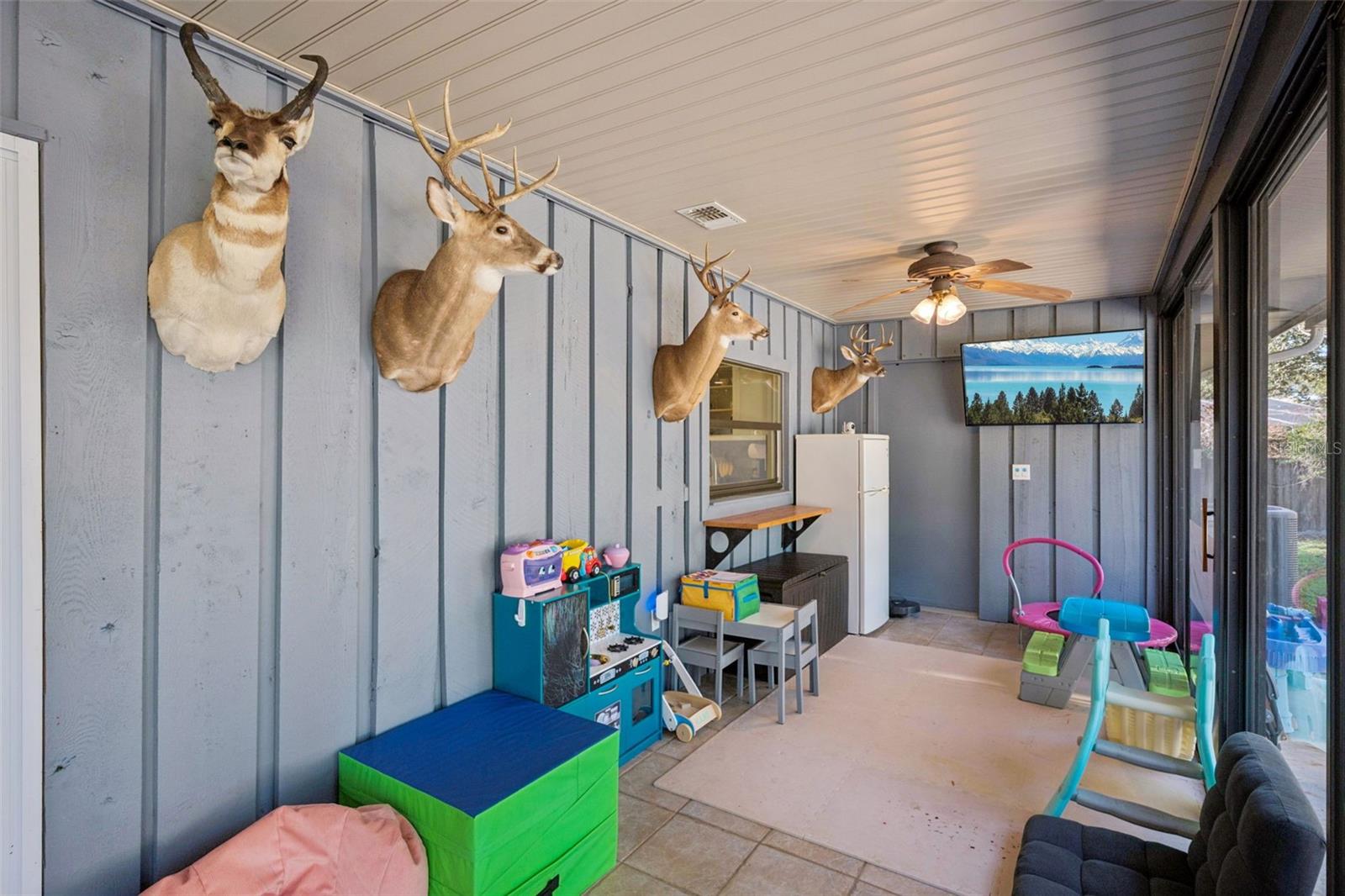 Image 23 of 32 For 8937 Easterling Drive