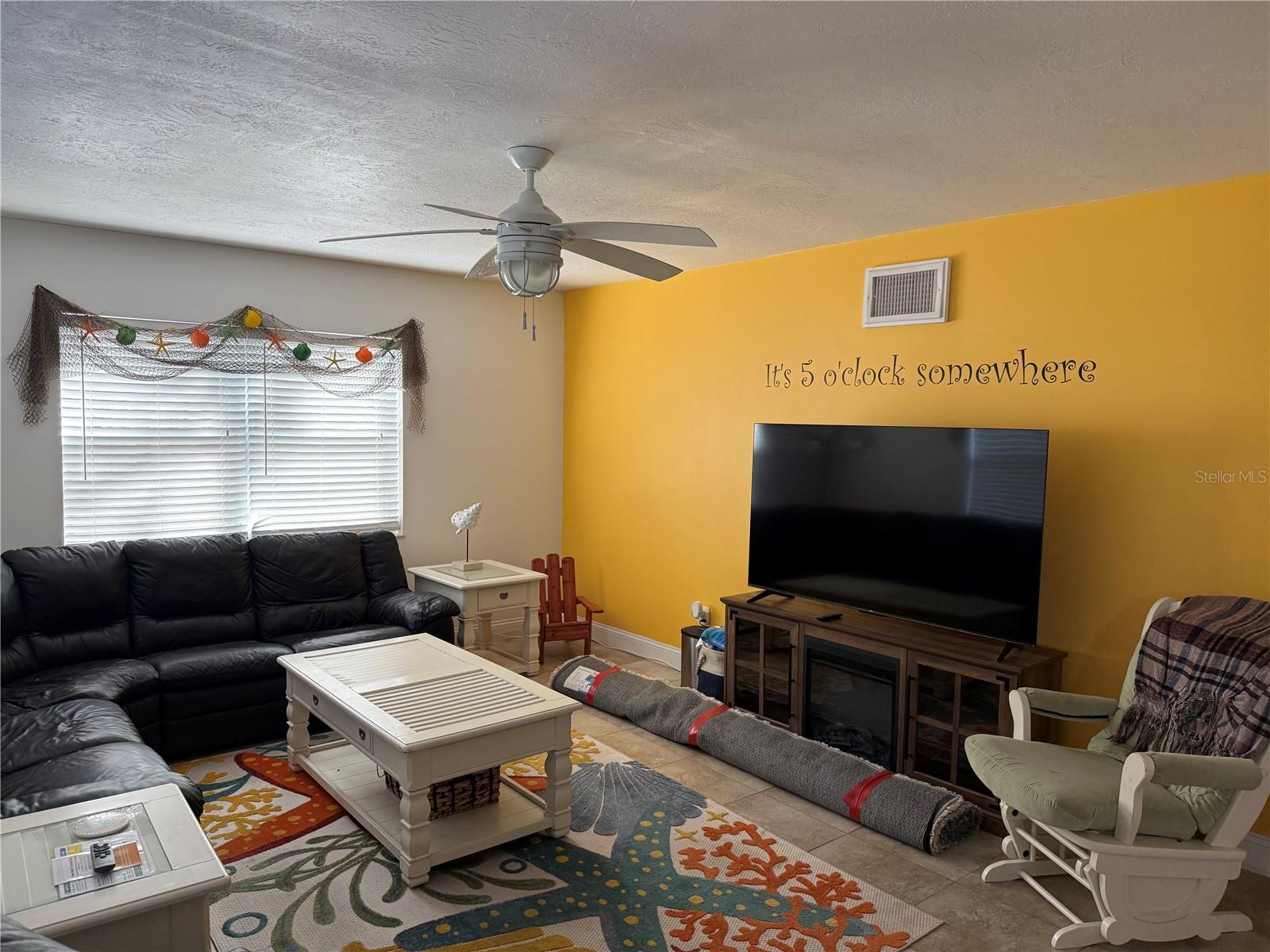 Image 10 of 37 For 3601 Saxon Drive