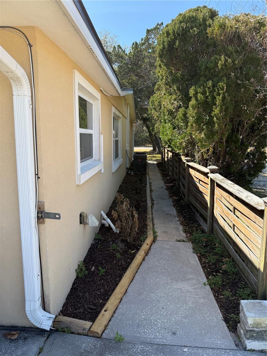 Image 34 of 37 For 3601 Saxon Drive