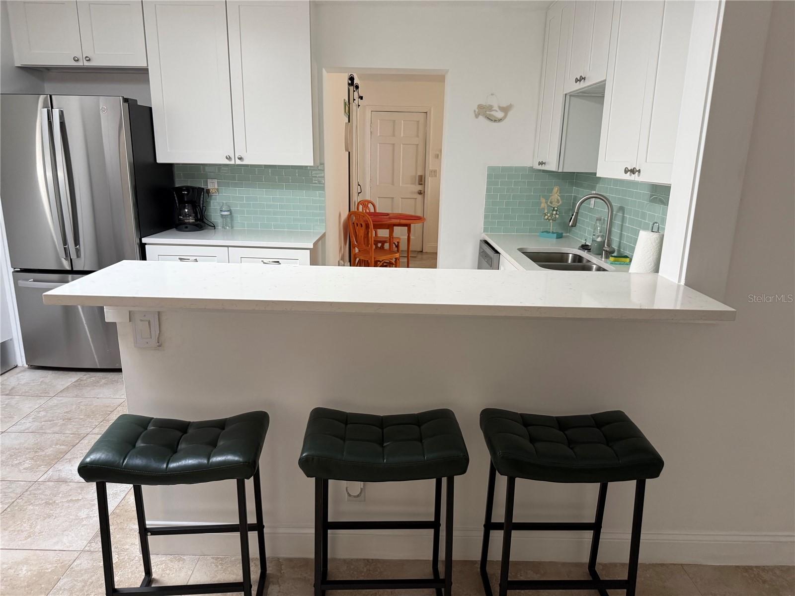 Image 4 of 37 For 3601 Saxon Drive