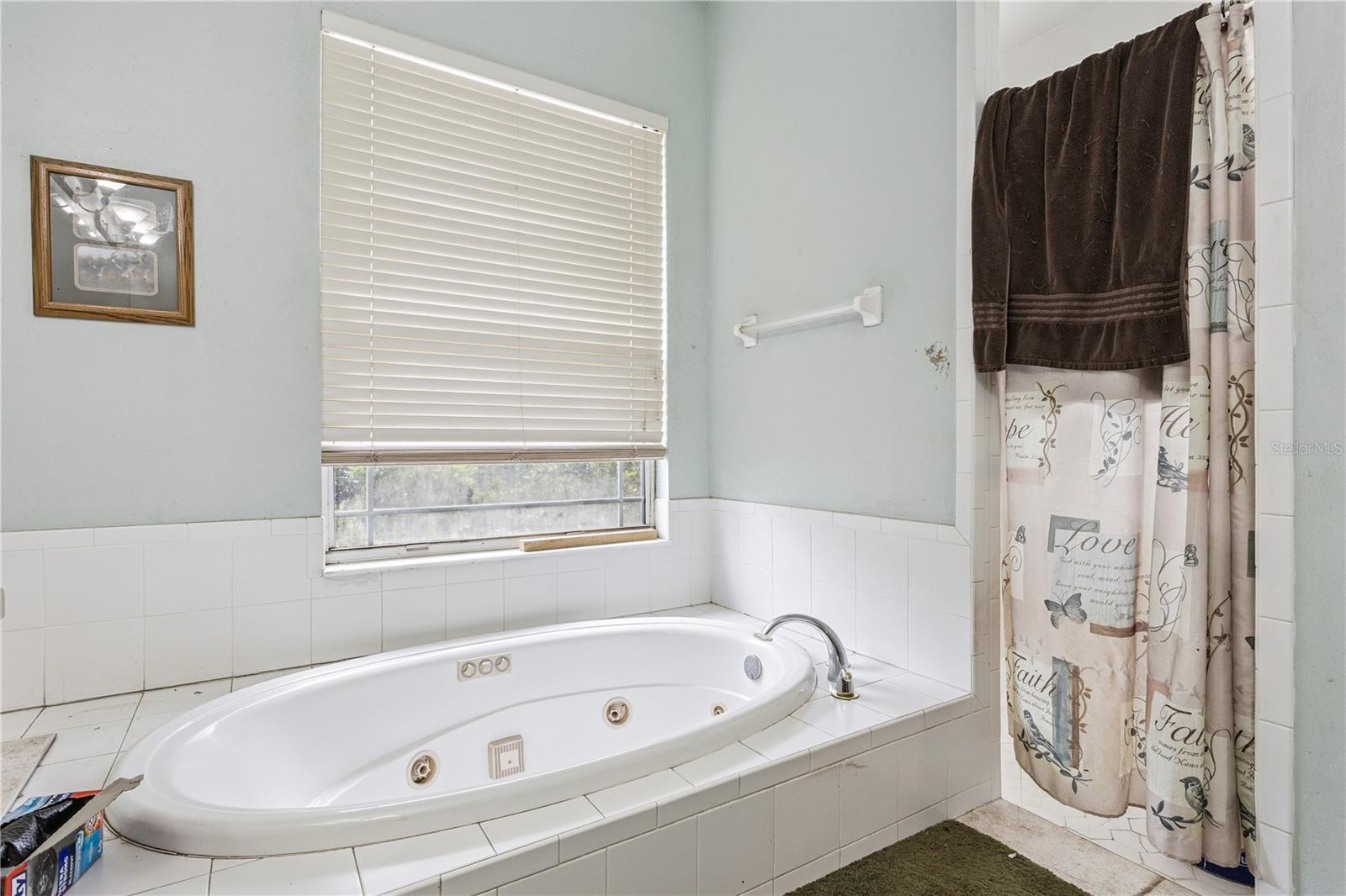 Image 18 of 24 For 5803 Spring Lake Drive