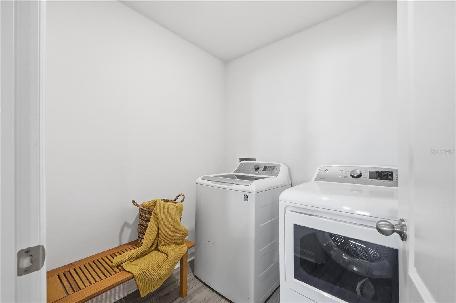 Image 14 of 47 For 1675 Wynford Circle