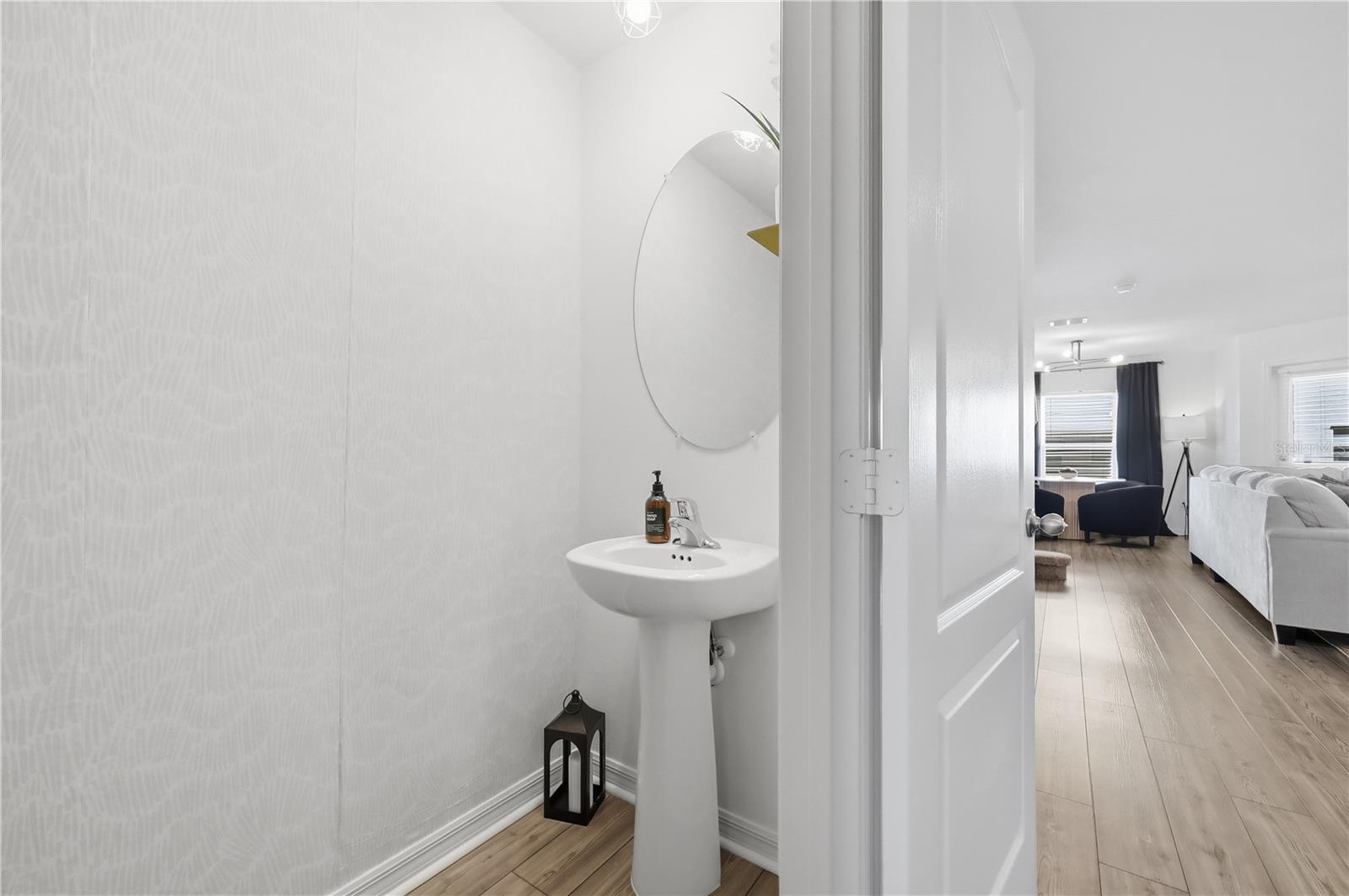 Image 18 of 47 For 1675 Wynford Circle