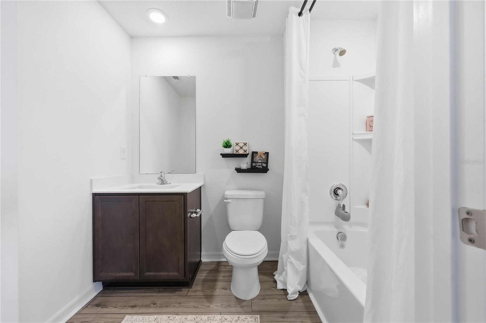 Image 23 of 47 For 1675 Wynford Circle