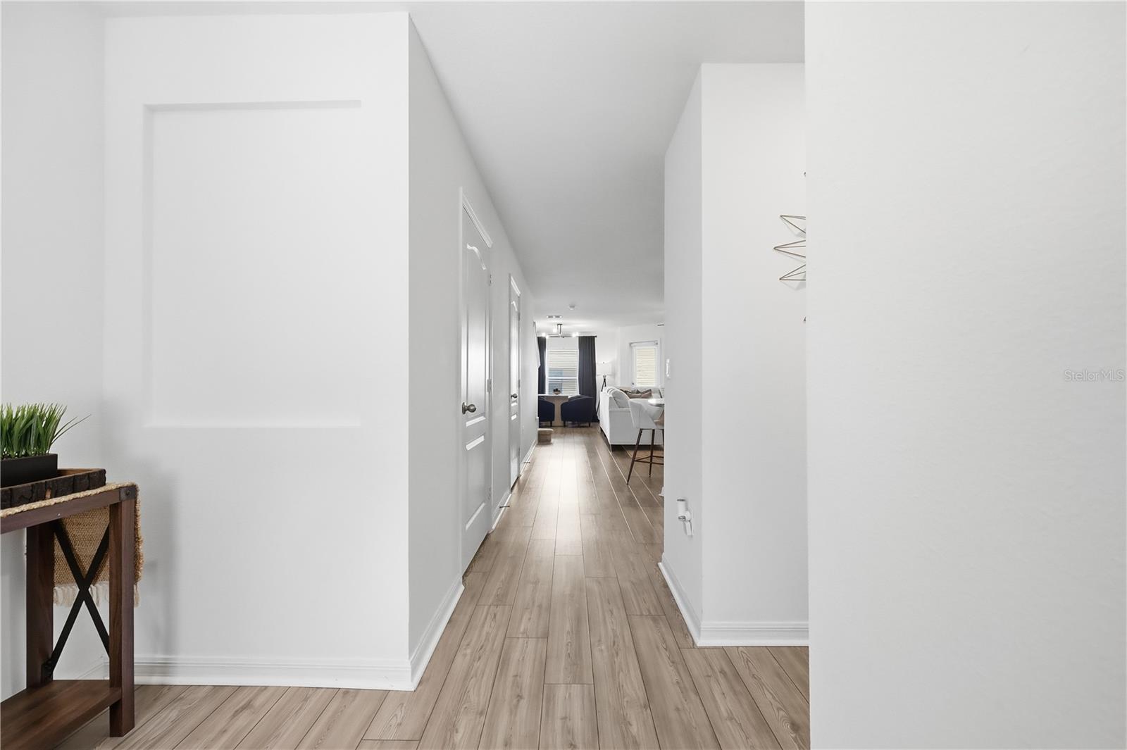 Image 8 of 47 For 1675 Wynford Circle