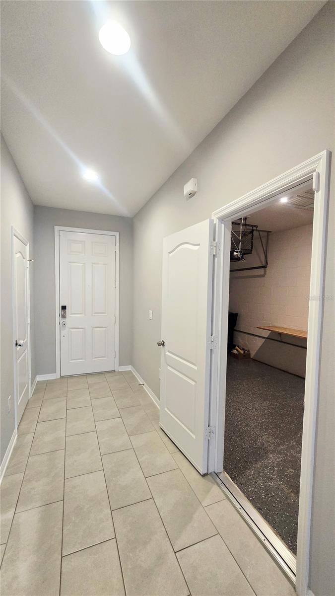 Image 13 of 94 For 11992 Sands Cove