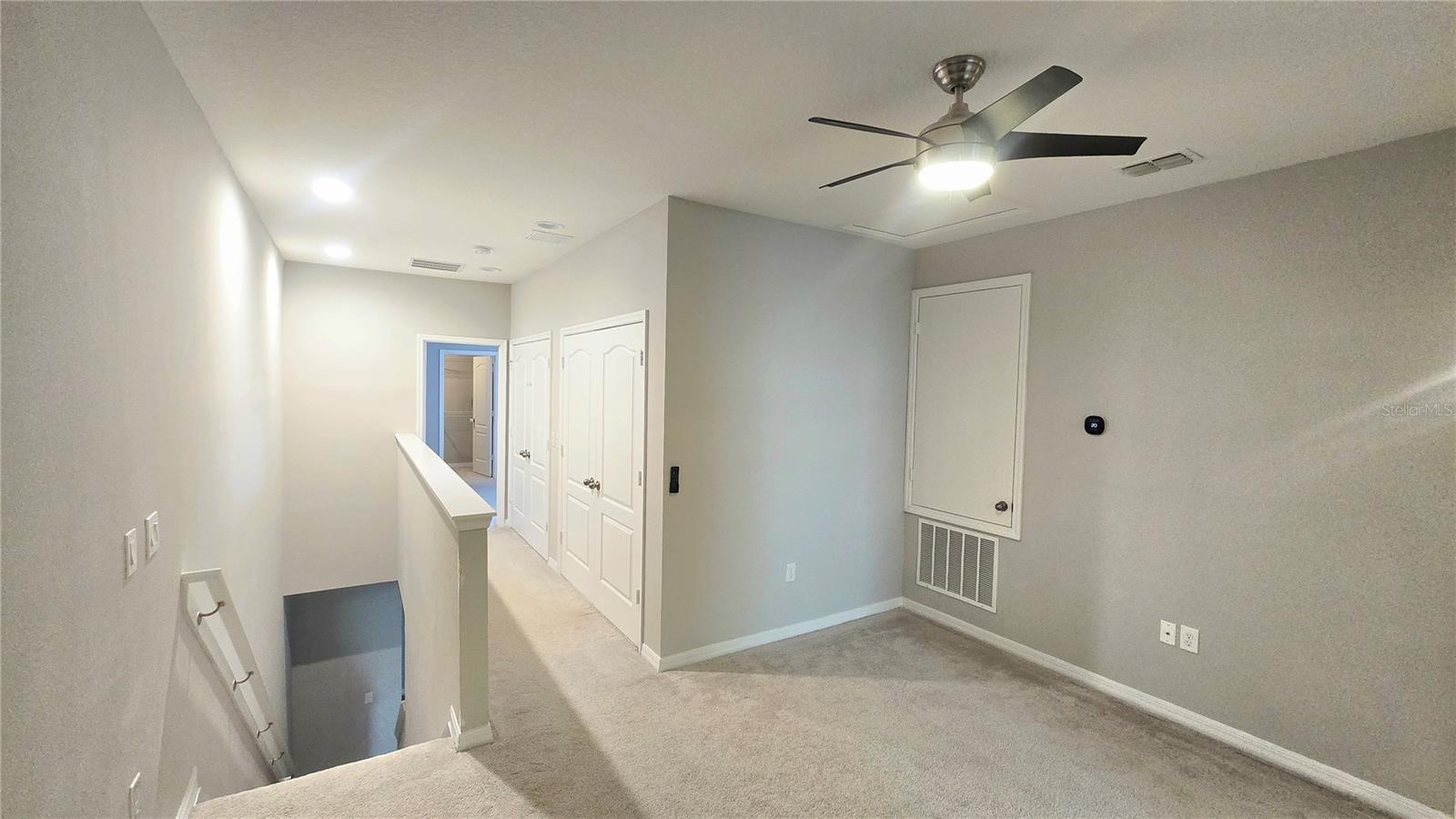 Image 32 of 94 For 11992 Sands Cove