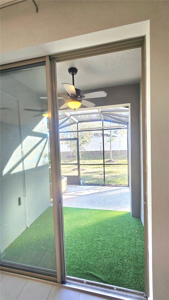 Image 71 of 94 For 11992 Sands Cove