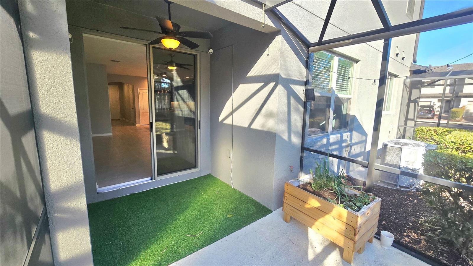 Image 72 of 94 For 11992 Sands Cove