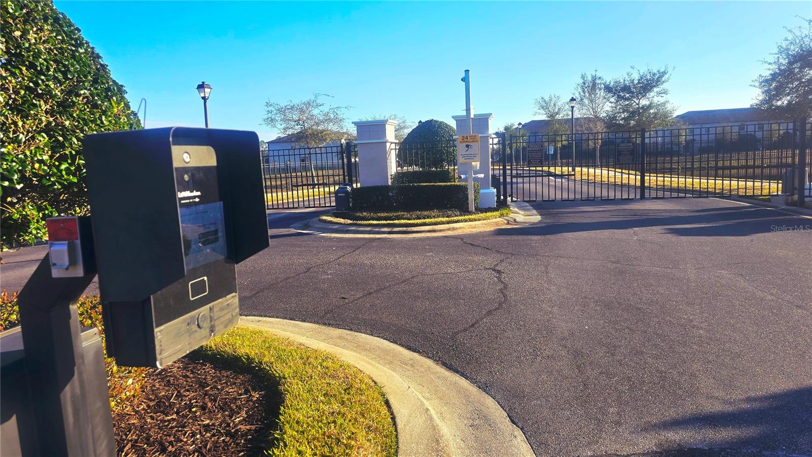 Image 86 of 94 For 11992 Sands Cove