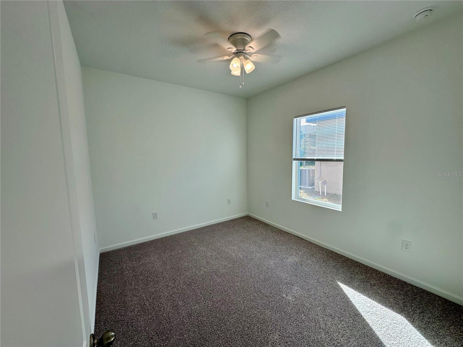 Image 18 of 50 For 487 Hennepin Loop