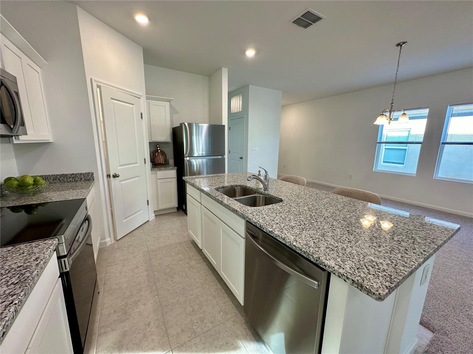 Image 8 of 50 For 487 Hennepin Loop