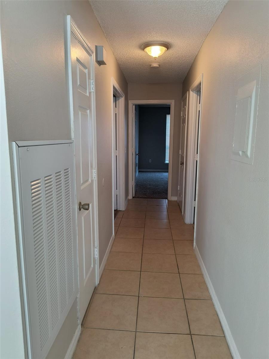 Image 15 of 28 For 4174 Versailles Drive 4174d