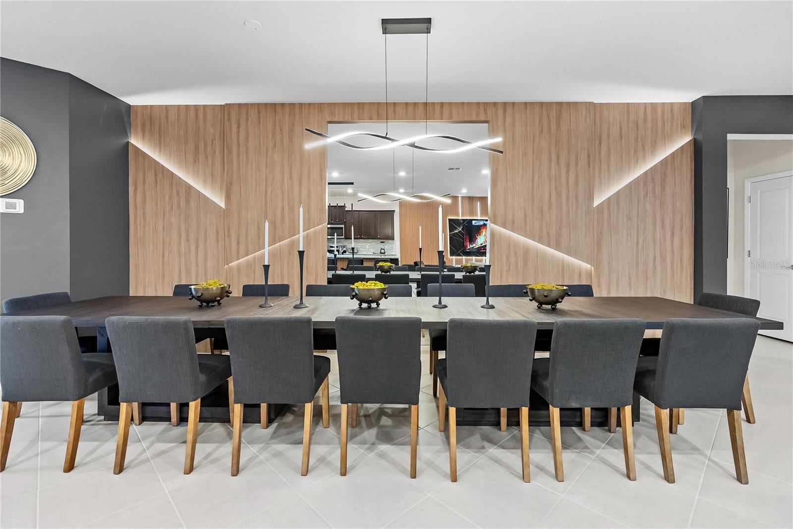 Image 13 of 87 For 15969 Cape Coral Loop