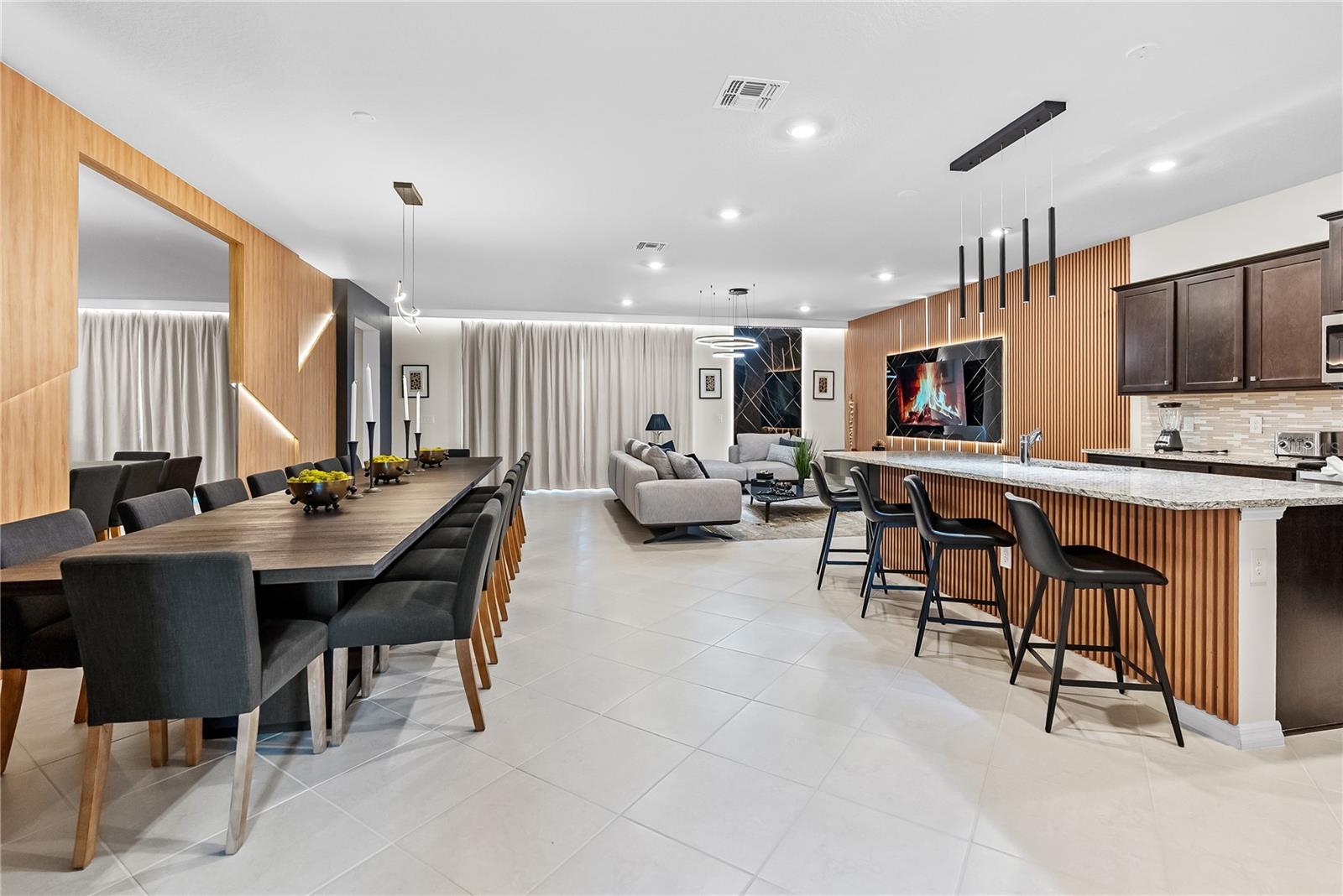 Image 2 of 87 For 15969 Cape Coral Loop