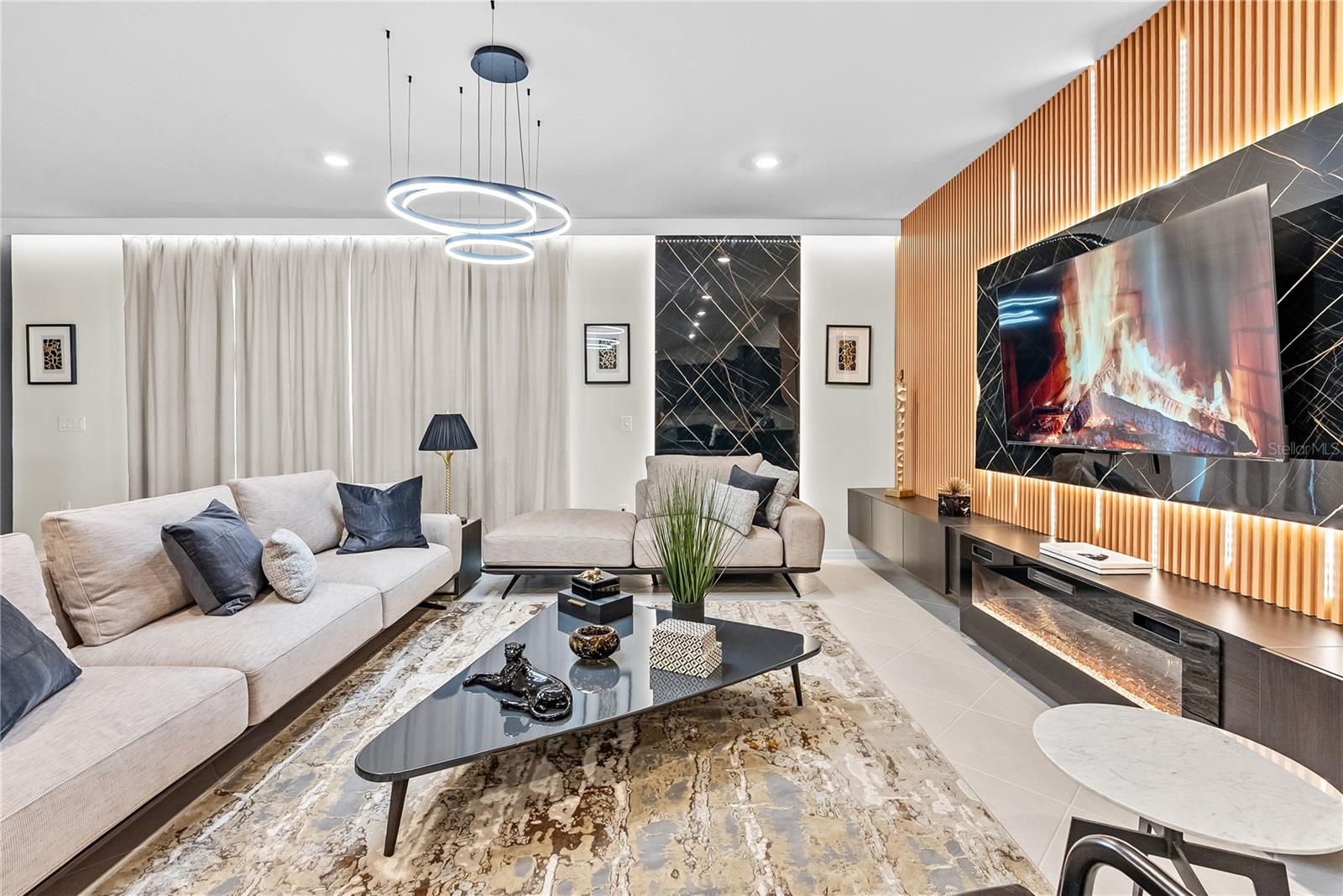 Image 20 of 87 For 15969 Cape Coral Loop