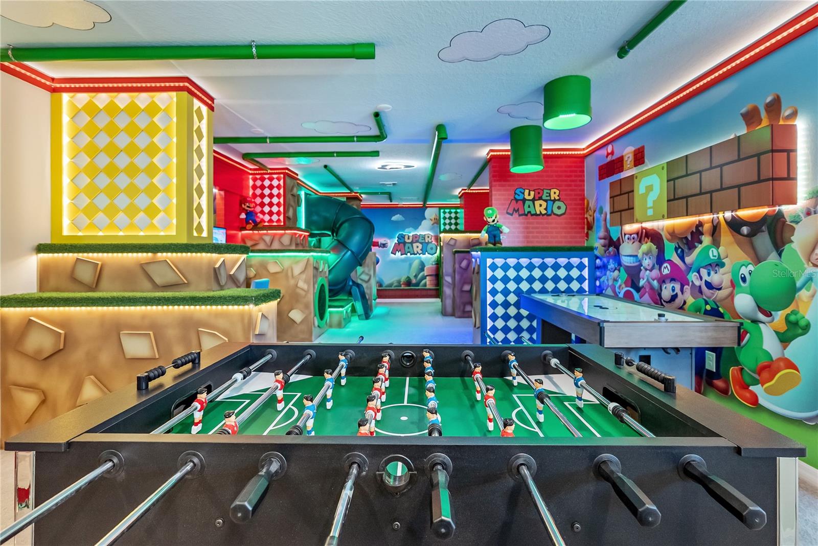 Image 43 of 87 For 15969 Cape Coral Loop