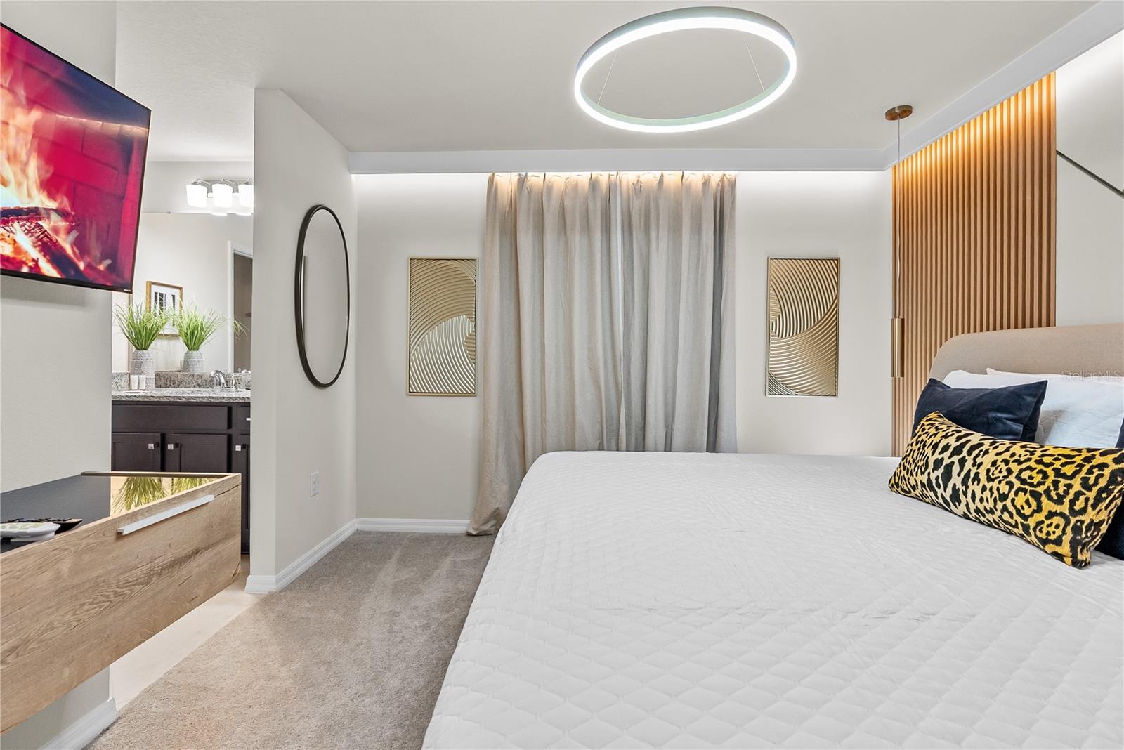 Image 54 of 87 For 15969 Cape Coral Loop