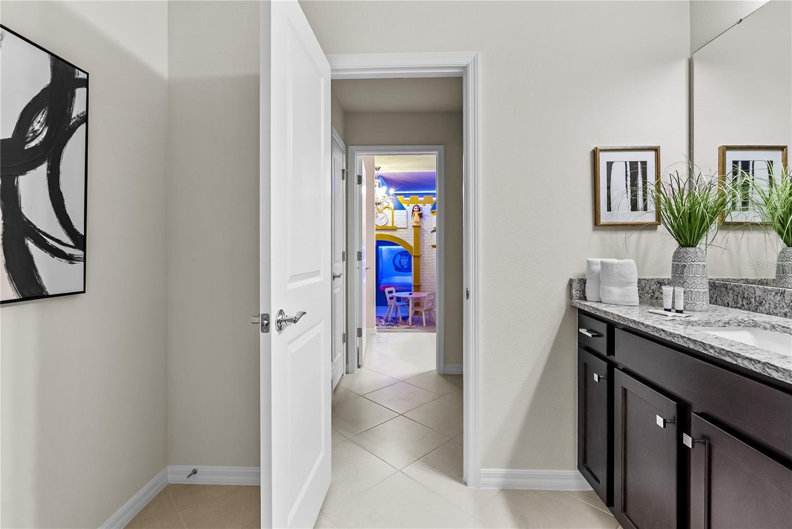 Image 55 of 87 For 15969 Cape Coral Loop