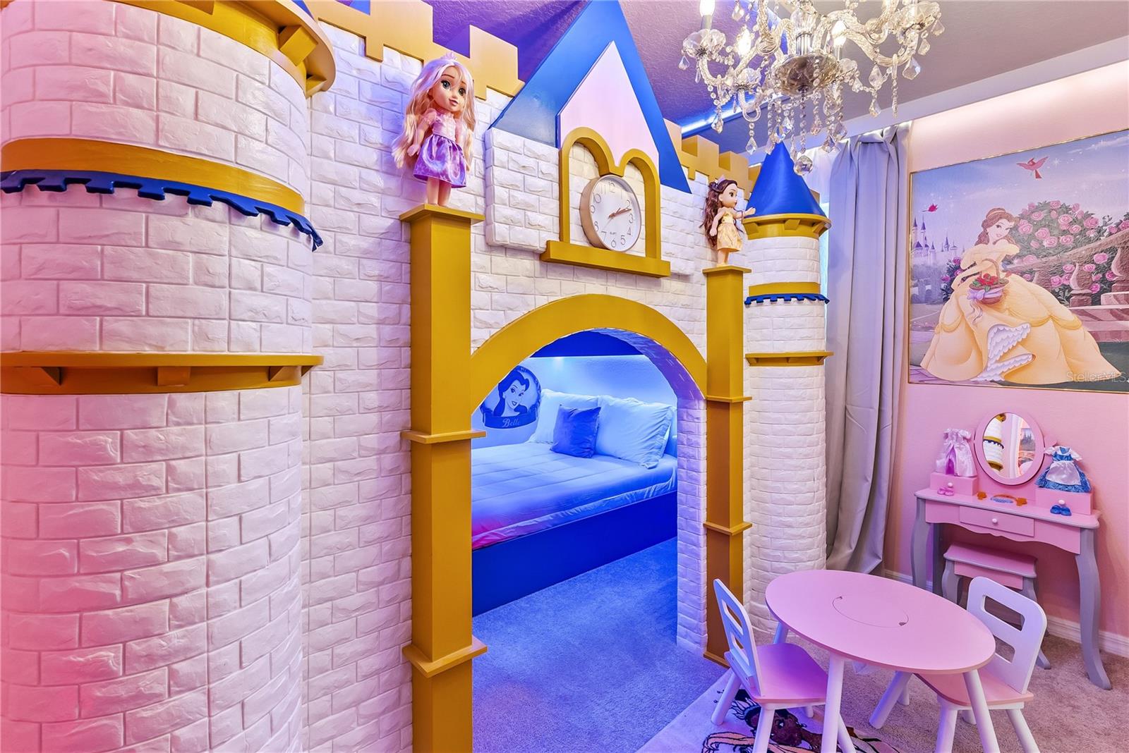 Image 59 of 87 For 15969 Cape Coral Loop