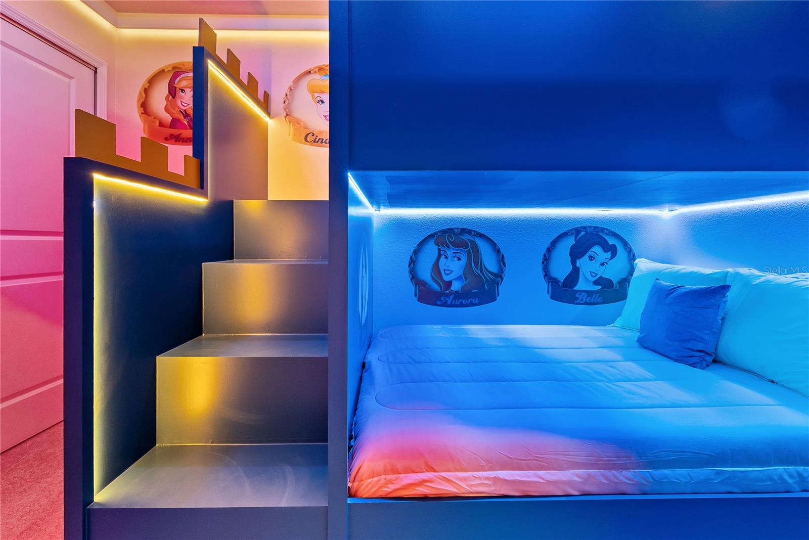 Image 60 of 87 For 15969 Cape Coral Loop