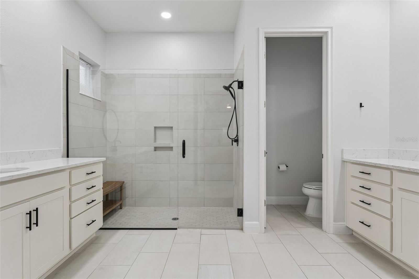 Image 22 of 59 For 9459 Merrifield St