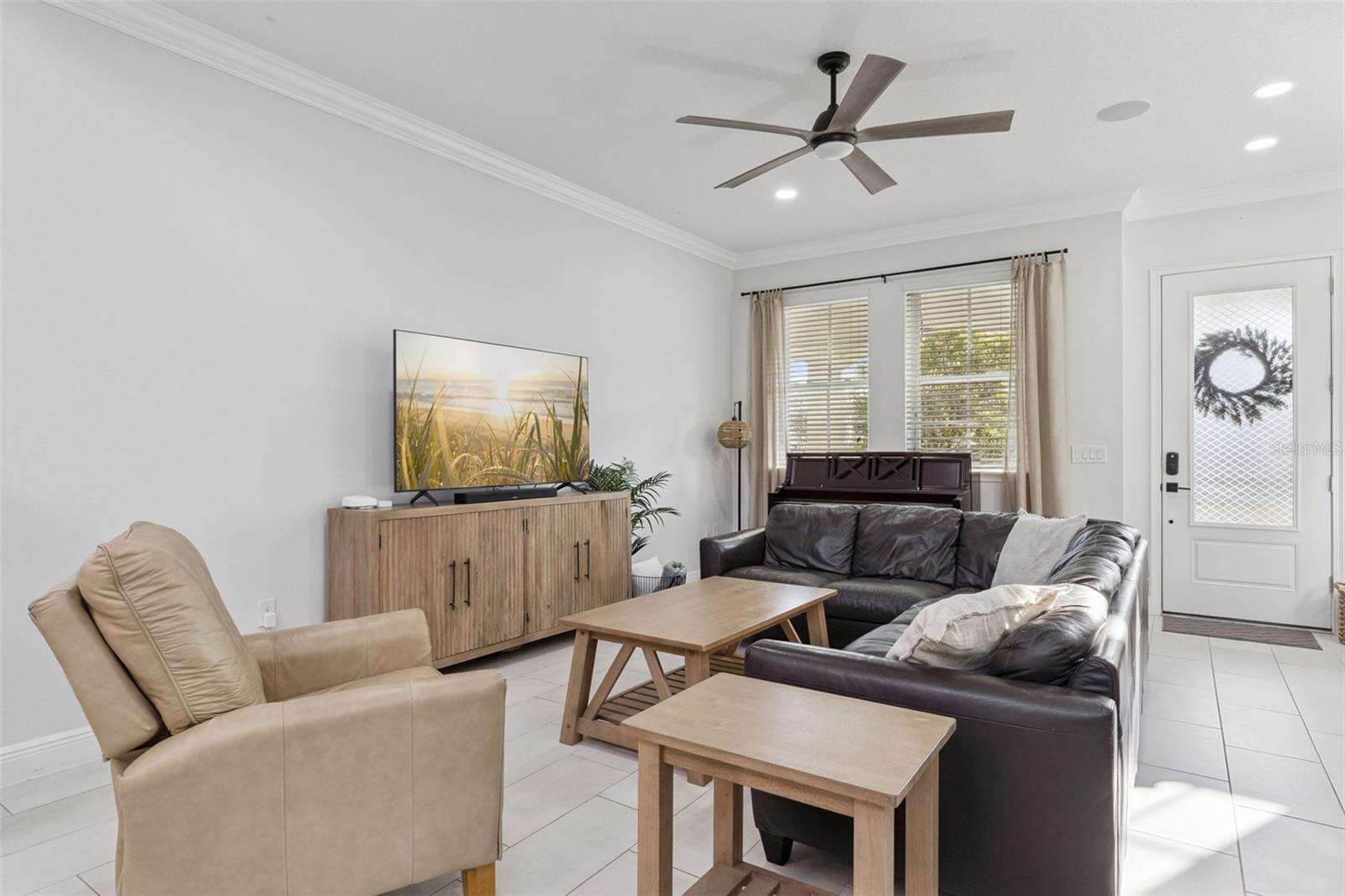 Image 6 of 59 For 9459 Merrifield St