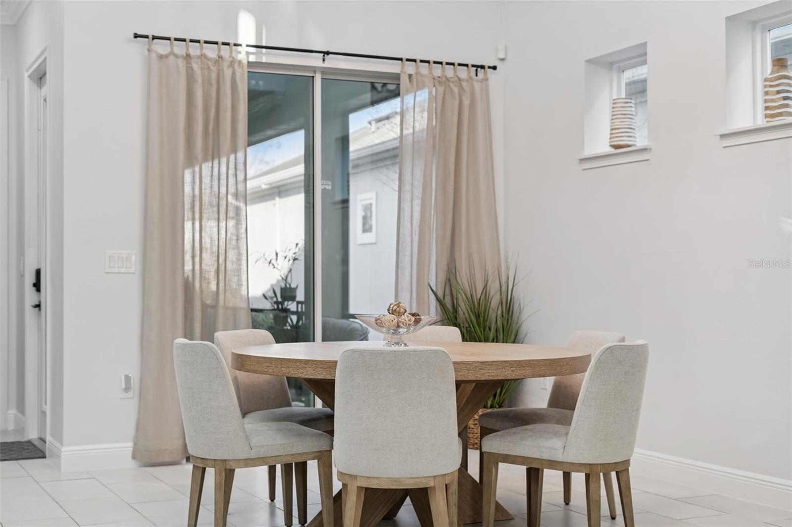 Image 9 of 59 For 9459 Merrifield St