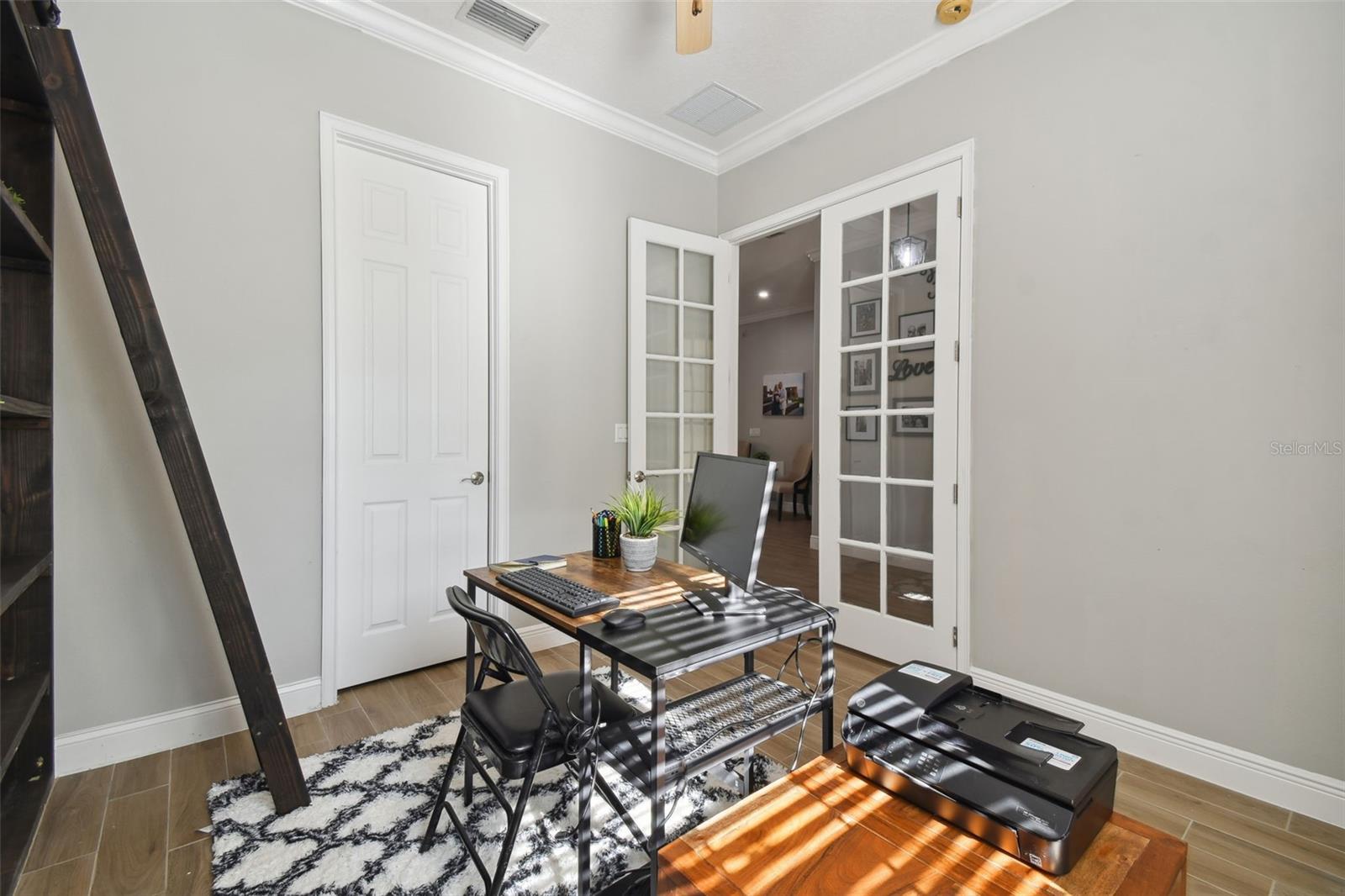 Image 10 of 80 For 7009 Five Oaks Drive