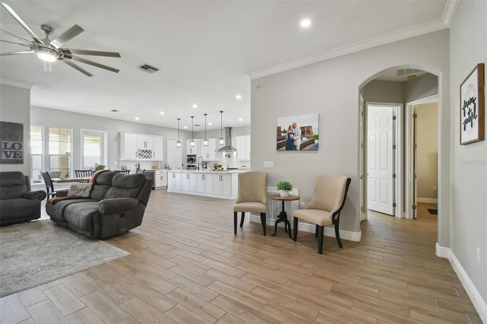 Image 13 of 80 For 7009 Five Oaks Drive