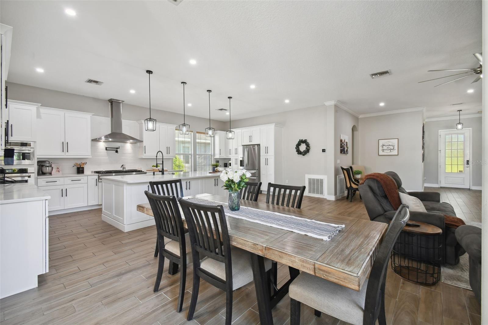 Image 25 of 80 For 7009 Five Oaks Drive