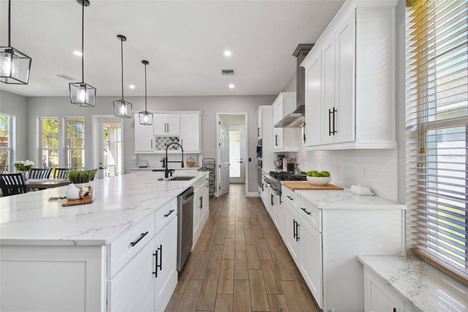 Image 33 of 80 For 7009 Five Oaks Drive