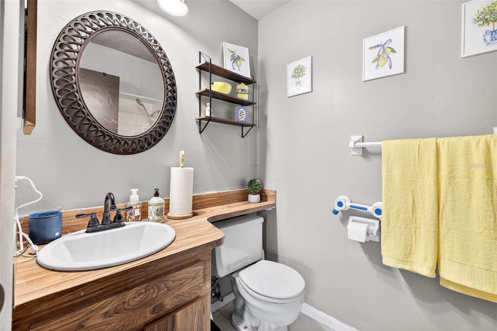 Image 16 of 21 For 5 Sandalwood Drive